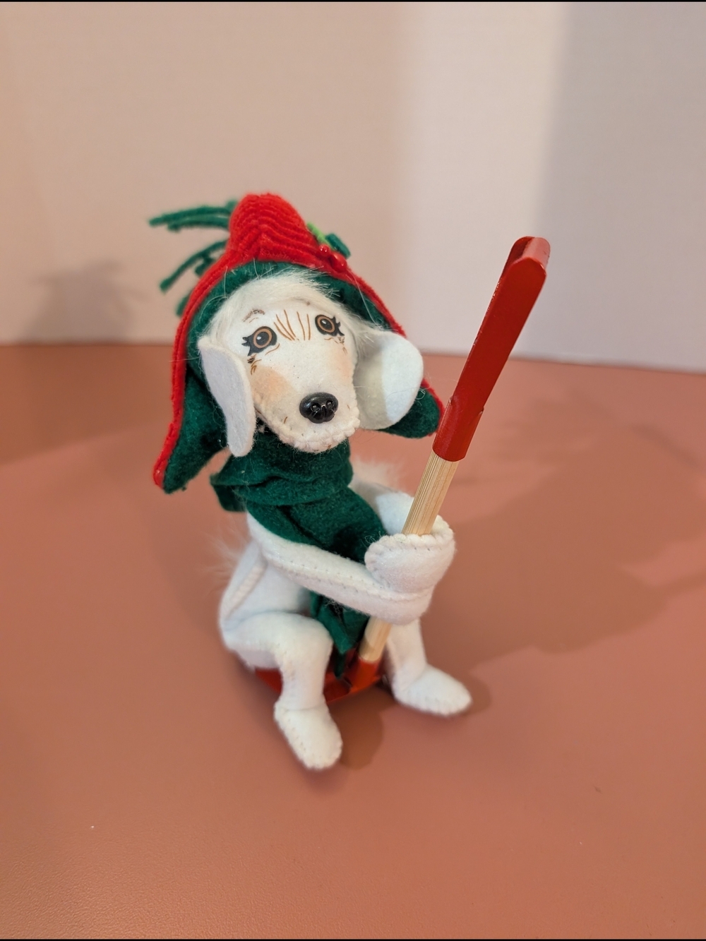 NWT Annalee 6 in Snow Fun Sled Dog Figurine - Christmas Decor